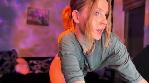 Britney online show from November 30, 1:31 am