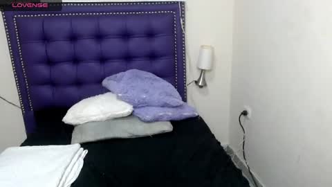 Snapshot of lunadread chatting on April 26, 10:40 pm Luna Dread online show from April 26, 10:40 pm