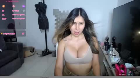 Snapshot of lunagardners chatting on September 14, 1:27 am lunagardners online show from September 14, 1:27 am