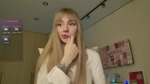 Snapshot of lunainnk chatting on February 11, 12:37 am Luna online show from February 11, 12:37 am
