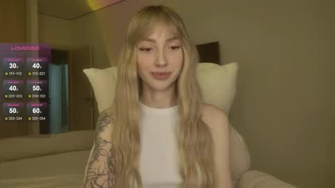 Snapshot of lunainnk chatting on April 28, 12:53 am Luna online show from April 28, 12:53 am