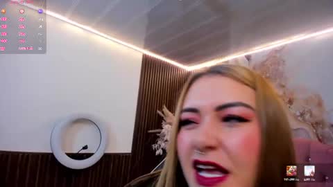 LUNA KITTY  online show from July 8, 11:37 am