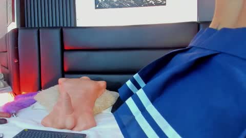 Snapshot of lunalenox chatting on November 28, 11:57 am Luna Lenox online show from November 28, 11:57 am