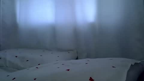 lunalove22_ online show from November 23, 3:01 pm