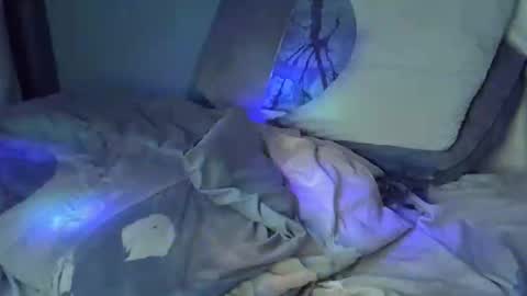 Snapshot of lunalove22_ chatting on January 8, 7:38 pm lunalove22_ online show from January 8, 7:38 pm