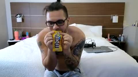 Luna Love online show from January 4, 4:44 am