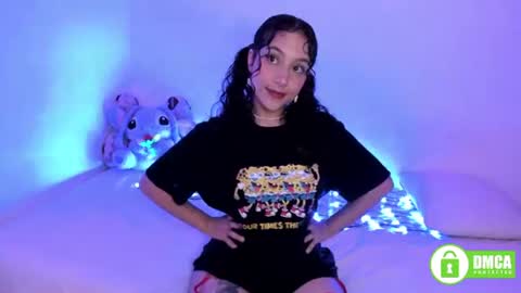 Snapshot of lunamoonroe chatting on July 12, 3:19 am Luna Monroe online show from July 12, 3:19 am