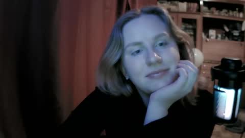 Snapshot of lunamystique_ chatting on April 9, 7:08 pm lunamystique_ online show from April 9, 7:08 pm