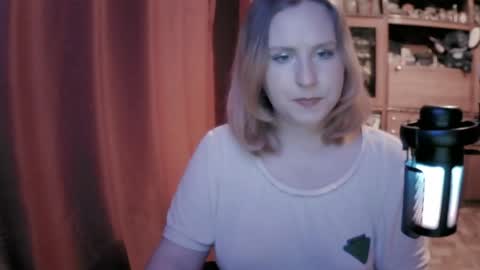 Snapshot of lunamystique_ chatting on April 28, 2:55 pm lunamystique_ online show from April 28, 2:55 pm