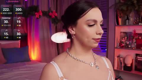 Luna  next streams Mon Fri Sat Sun 8pm-5am gmt0 online show from December 26, 8:53 pm