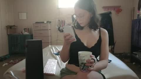 lunaquinn45 online show from March 11, 6:08 pm