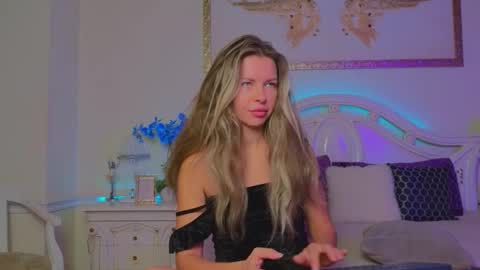 Luna Rishi online show from October 16, 11:55 am