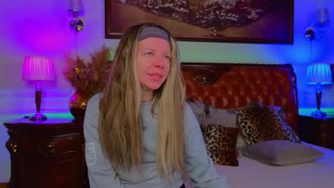 Luna Rishi online show from January 16, 6:17 am