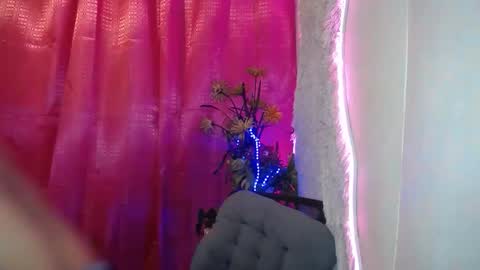 max online show from May 28, 5:54 pm