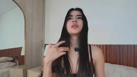 Luna Rousse online show from June 3, 2:36 am