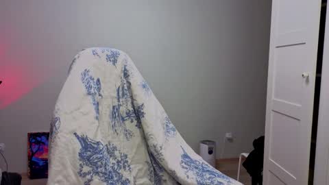 Kate online show from December 5, 10:35 am