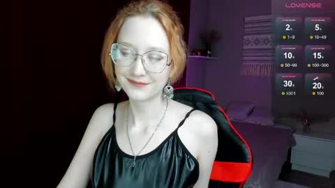 lunaterry online show from May 26, 7:59 am
