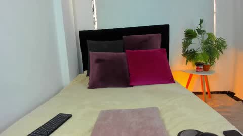 Snapshot of lunavelvet7 chatting on September 24, 3:26 pm lunavelvet7 online show from September 24, 3:26 pm