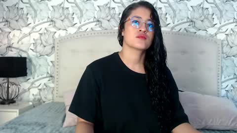 Snapshot of lunaykross chatting on May 21, 3:24 am Luna and Kian online show from May 21, 3:24 am