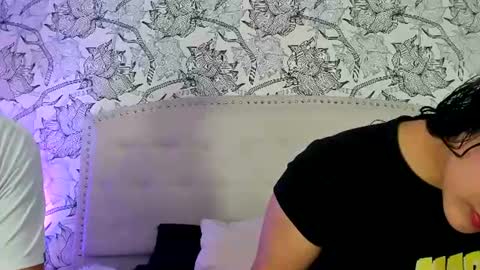 Luna and Kian online show from August 2, 4:11 am