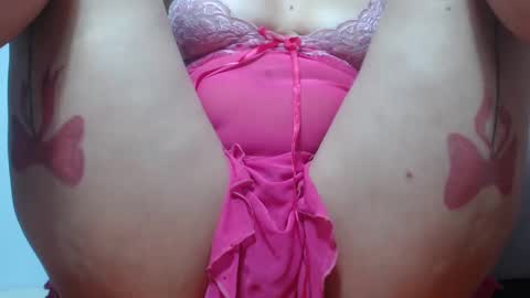 Snapshot of lunitaqueen_ chatting on January 11, 3:55 am Luna Tamara online show from January 11, 3:55 am