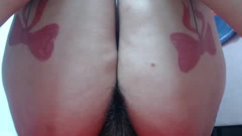 Snapshot of lunitaqueen_ chatting on January 13, 7:43 am Luna Tamara online show from January 13, 7:43 am