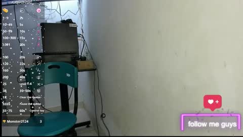 lunna_noir online show from February 18, 2:02 pm