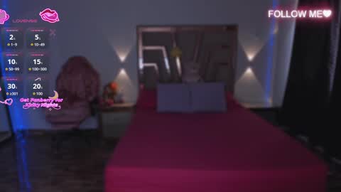 LUNA ROSE online show from November 18, 2:43 pm