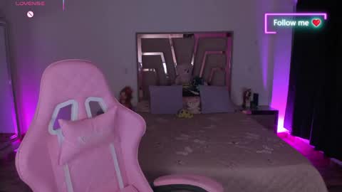Snapshot of lunna_roosee chatting on May 7, 3:56 am LUNA ROSE online show from May 7, 3:56 am