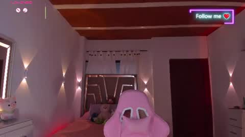 Snapshot of lunna_roosee chatting on July 27, 10:39 pm LUNA ROSE online show from July 27, 10:39 pm