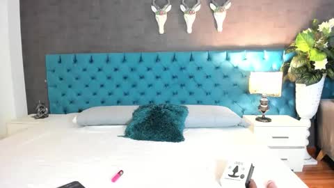 Snapshot of lunnamoretti chatting on June 2, 2:41 pm Luna online show from June 2, 2:41 pm