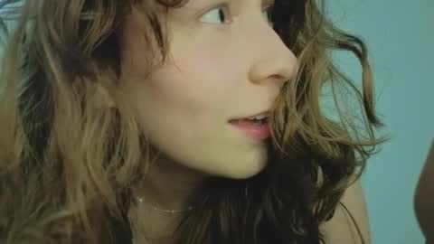 lunoria online show from February 23, 9:45 pm