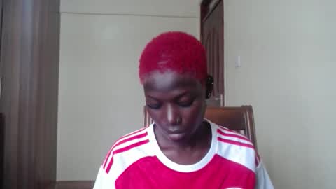 Snapshot of luo_queen chatting on May 25, 8:42 am luo_queen online show from May 25, 8:42 am