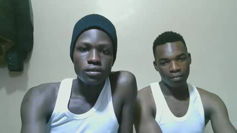 luoislove online show from November 2, 5:48 pm