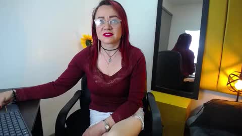 Lupita223 online show from November 29, 1:25 pm