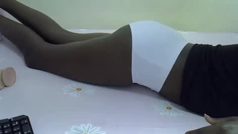 sweet girl online show from December 10, 7:47 am