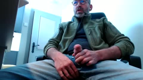 lure4beef online show from February 14, 12:14 pm