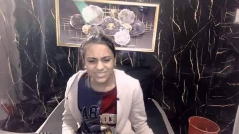 Snapshot of luscious_lexy chatting on August 4, 5:10 am luscious_lexy online show from August 4, 5:10 am