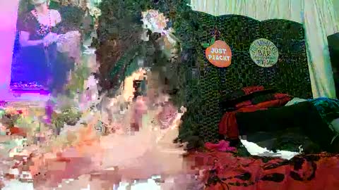 .Clarissa. Follow me on Instagram   miss buns  online show from February 23, 9:44 am