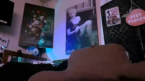 .Clarissa. Follow me on Instagram   miss buns  online show from November 2, 11:01 am