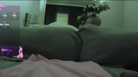 lusciouslipsxx online show from February 2, 7:29 am