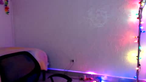 Snapshot of lusrodri chatting on July 1, 3:41 am Sebastian E. online show from July 1, 3:41 am