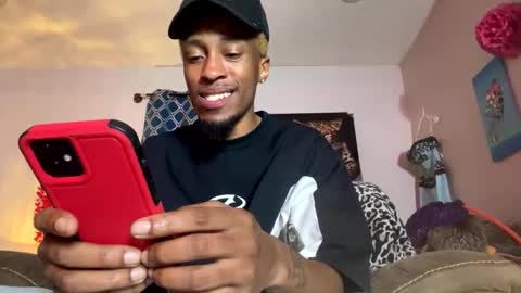 Snapshot of lust_j chatting on November 24, 10:59 am LUST online show from November 24, 10:59 am