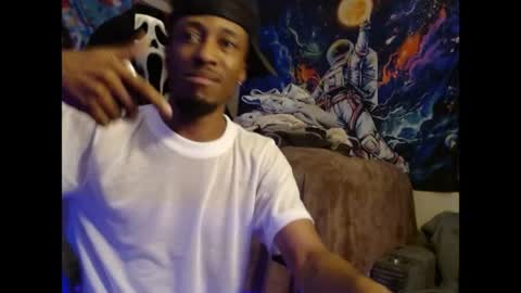 Snapshot of lust_j chatting on April 20, 3:31 am LUST online show from April 20, 3:31 am