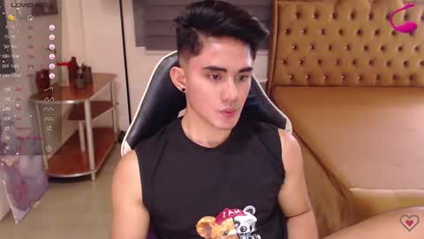 Snapshot of lustdesirex19 chatting on March 12, 6:51 am David online show from March 12, 6:51 am