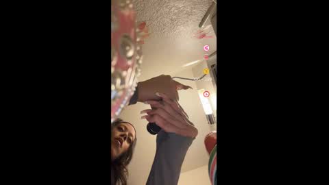 Snapshot of lustforlola chatting on December 17, 4:12 am LOLA online show from December 17, 4:12 am