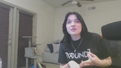 LustfulLives online show from February 7, 4:06 am