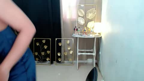 Trina online show from May 4, 2:18 am