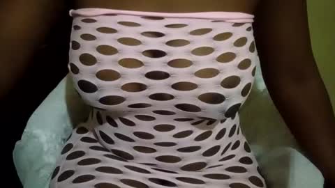 Nessy online show from December 14, 2:06 am