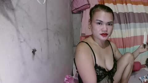 Snapshot of lusty_babe25 chatting on October 26, 8:09 am Flora Mae online show from October 26, 8:09 am